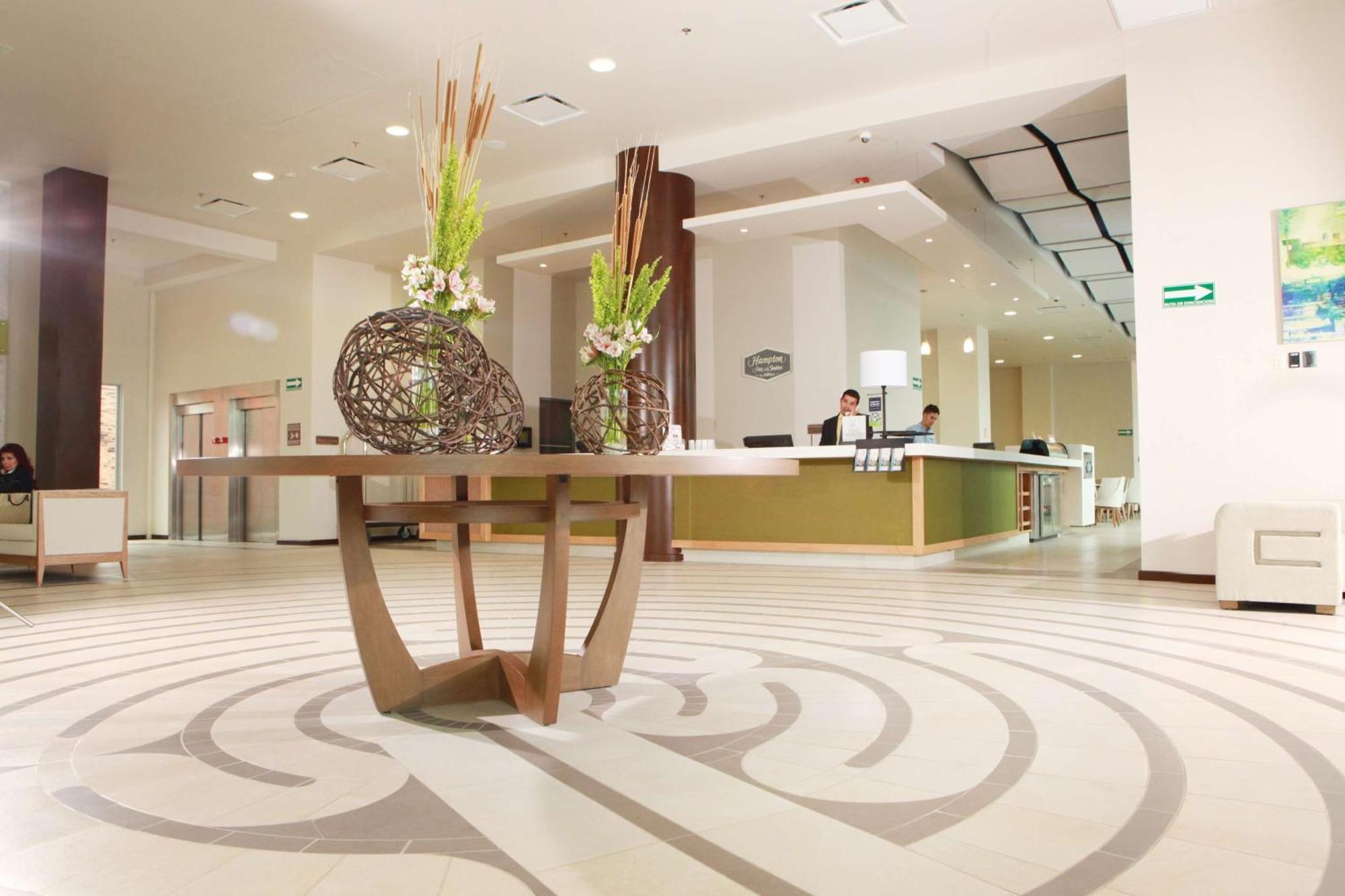 Hampton Inn & Suites By Hilton Aguascalientes Aeropuerto Exterior foto